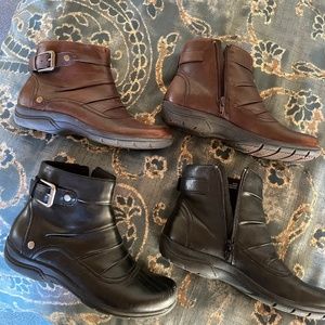 Clarks ankle boots sz 8.5